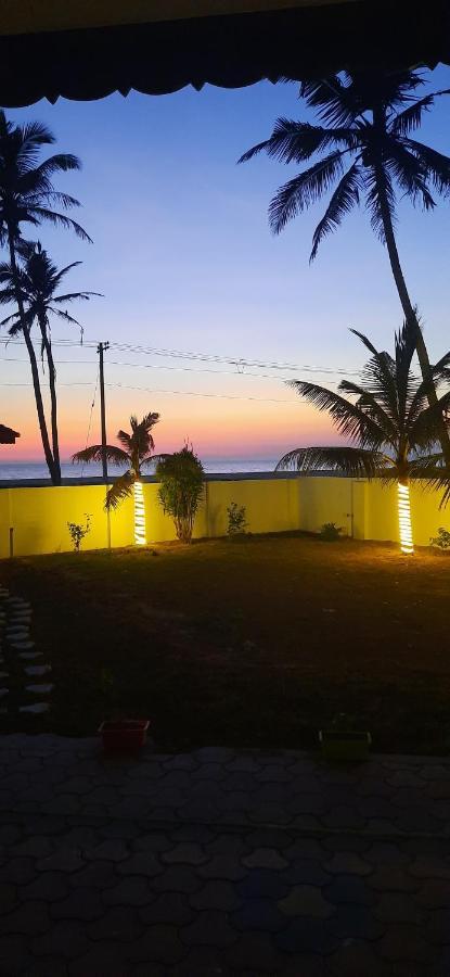 Poovar Sea View Rooms And Boating Family & Couple Only Εξωτερικό φωτογραφία